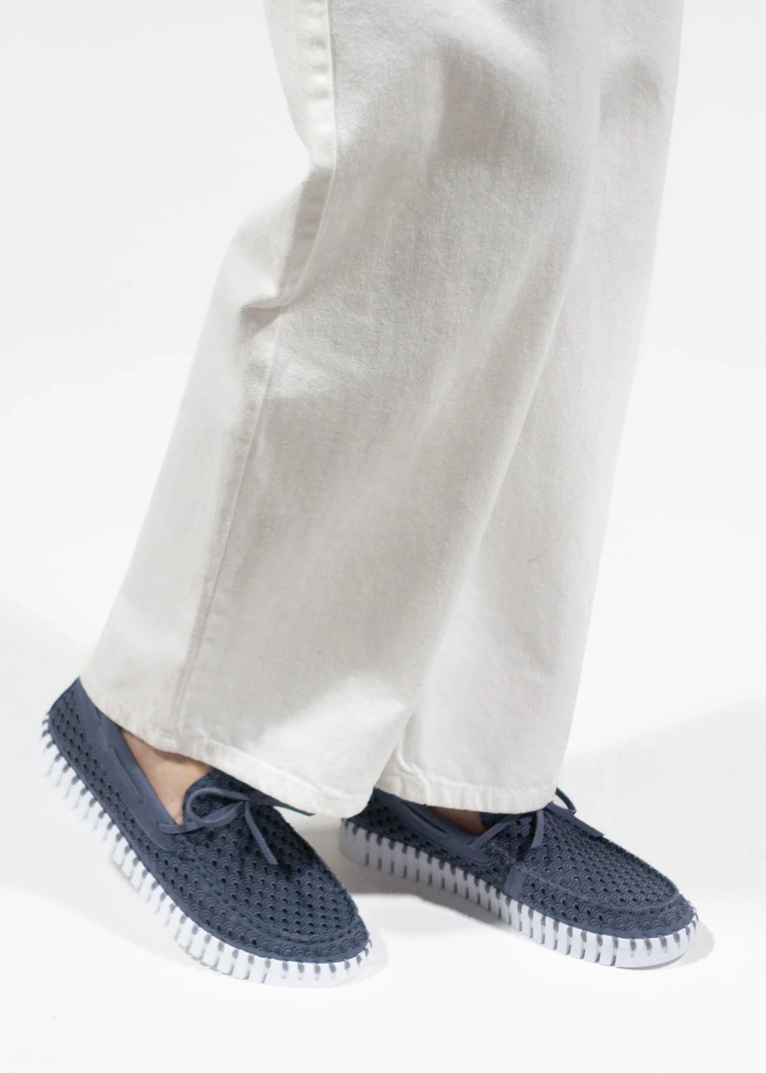 Tulip Sailor Shoe