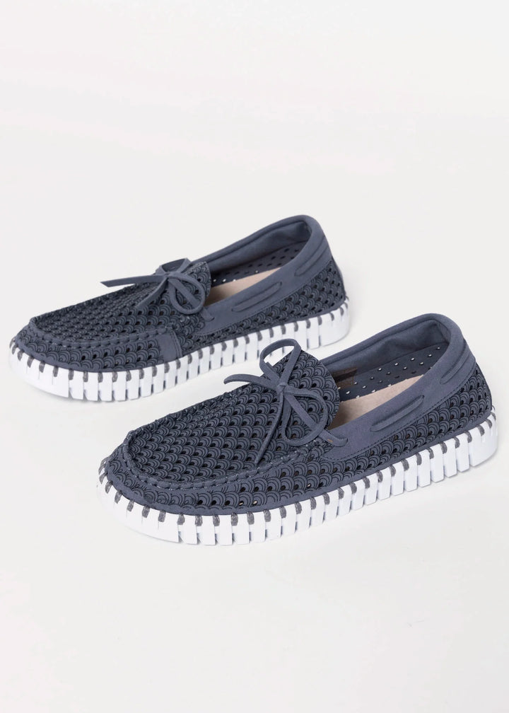 Tulip Sailor Shoe