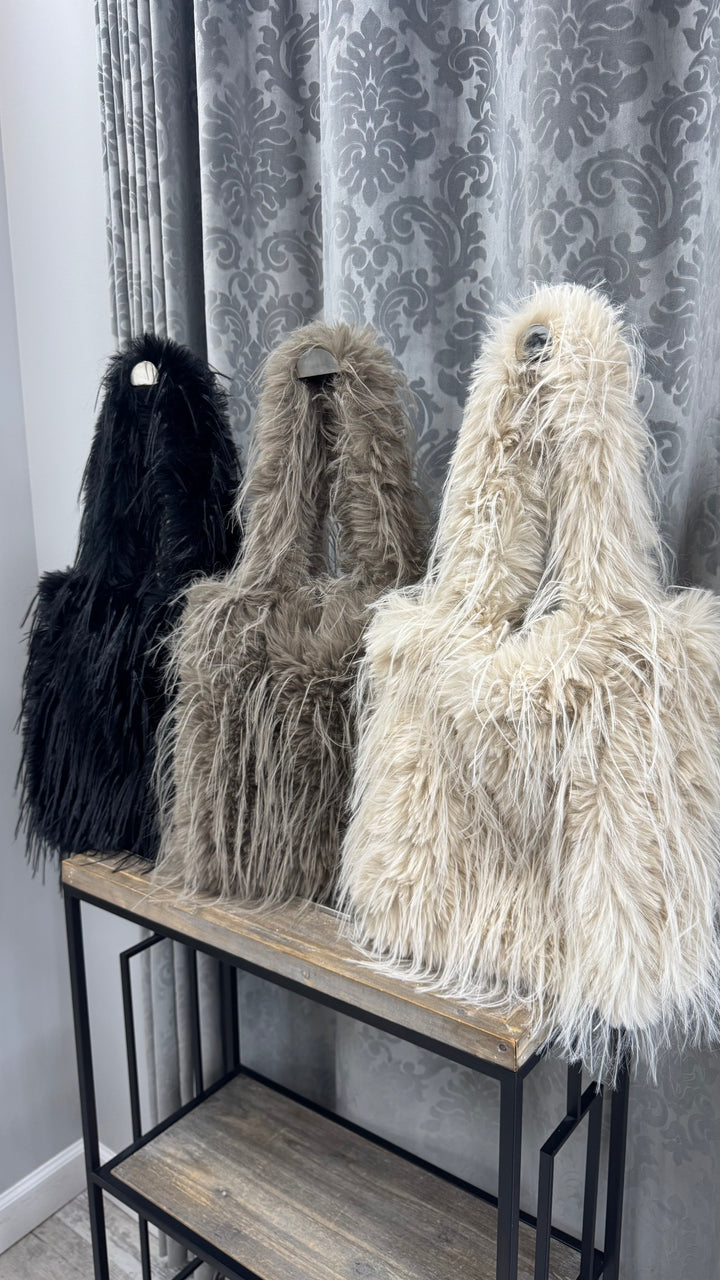 Khloe Fringe Shoulder Bag