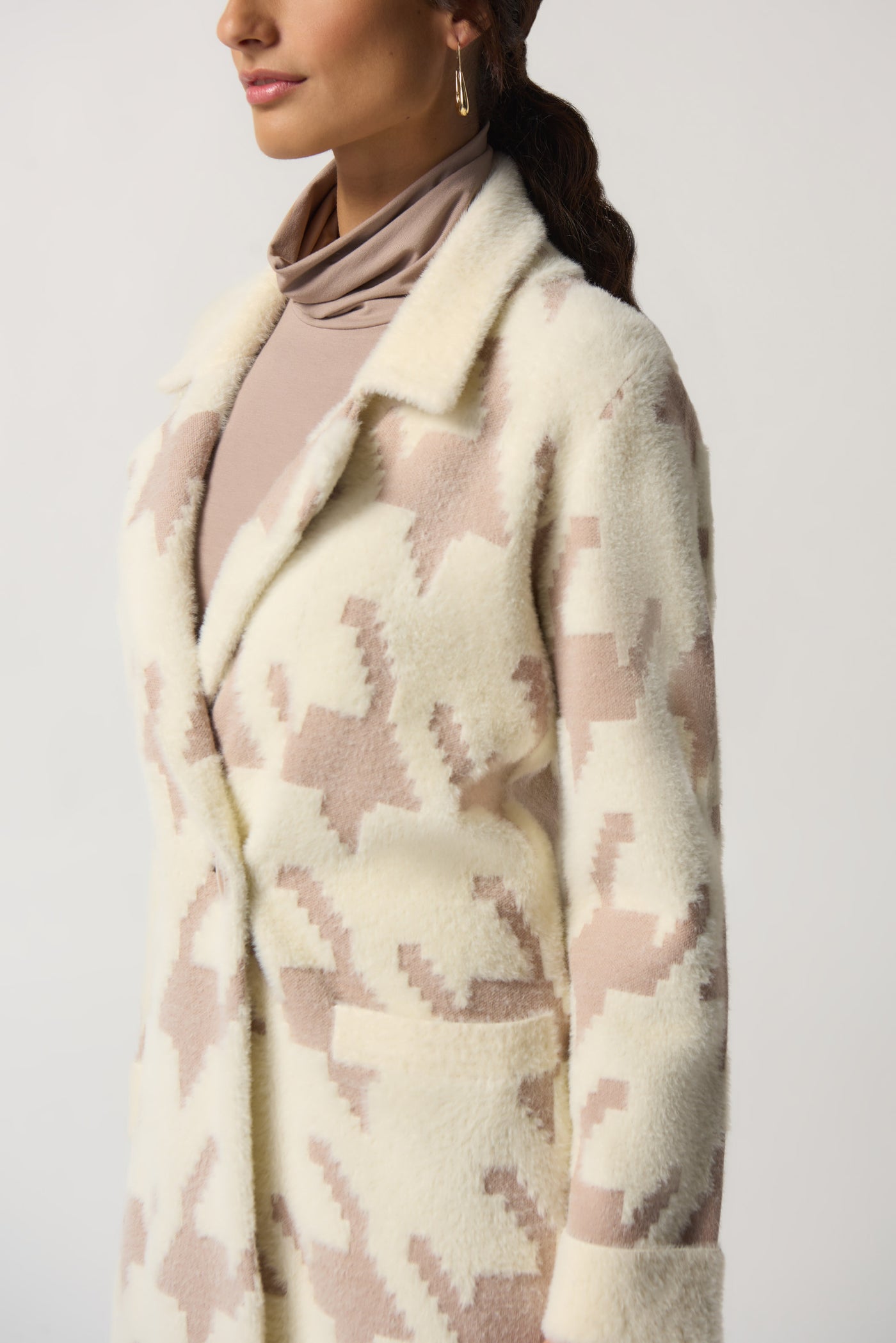 Warm Wishes Houndstooth Coat, Winter White