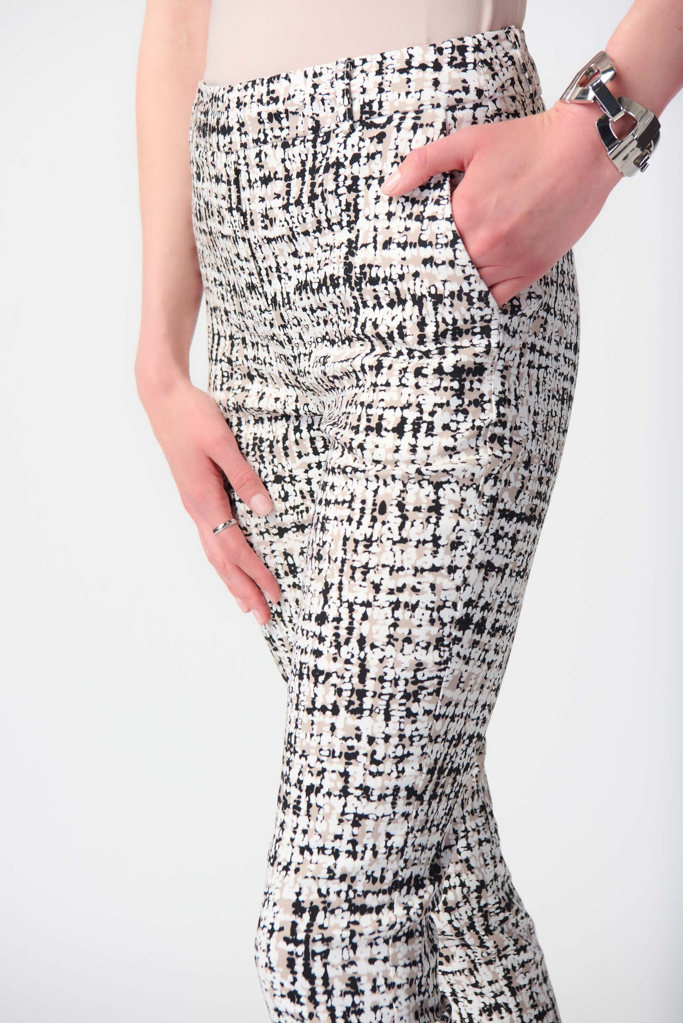Abstract Print Millennium Pull-on Pant
