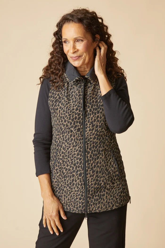 Wildside Reversible Quilt Vest in Black - front view