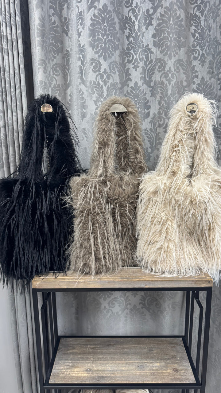 Khloe Fringe Shoulder Bag