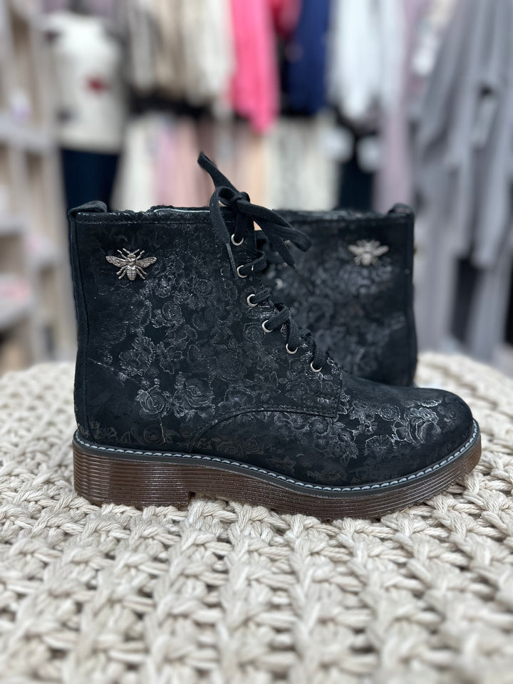 Clara Bee Boot