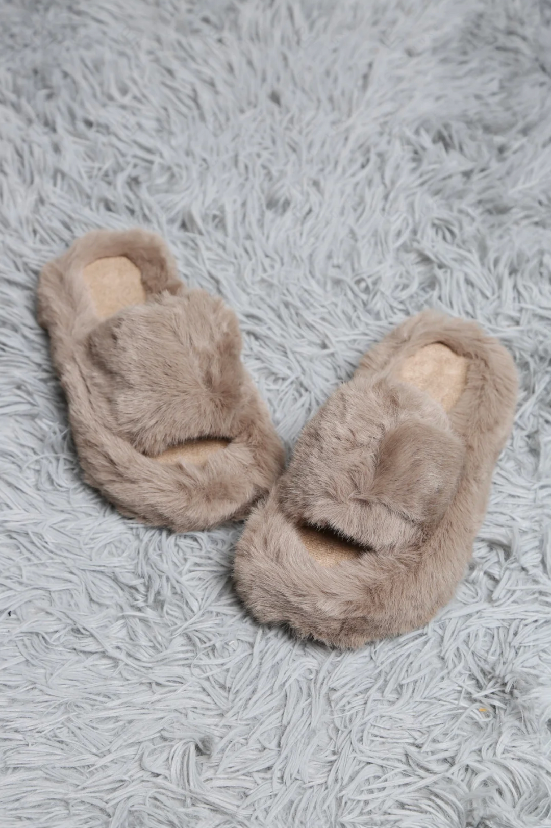 Faux Fur Slippers in Beige - Jasmine Trading
