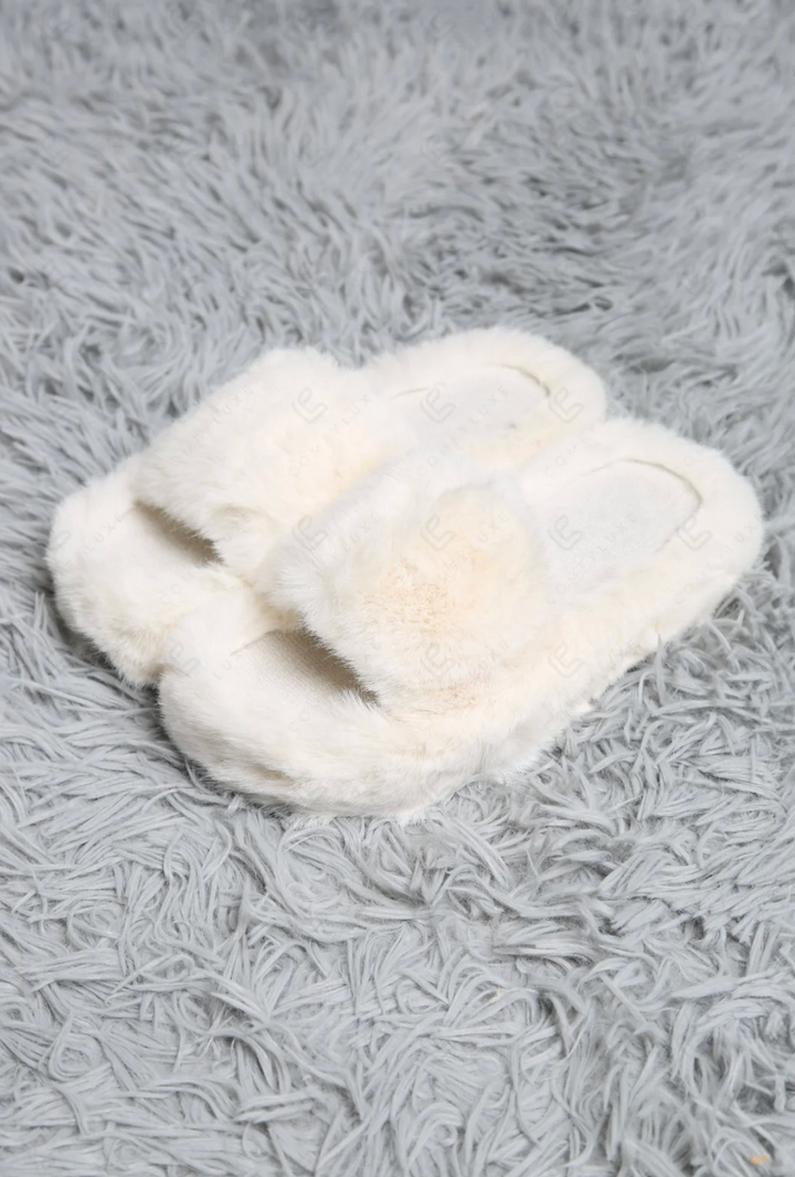 Faux Fur Slippers in White - Jasmine Trading