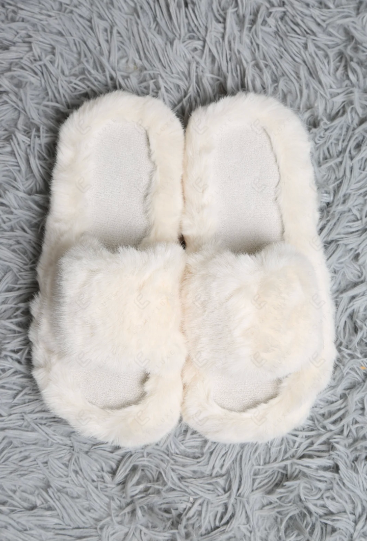 Faux Fur Slippers in White - Jasmine Trading