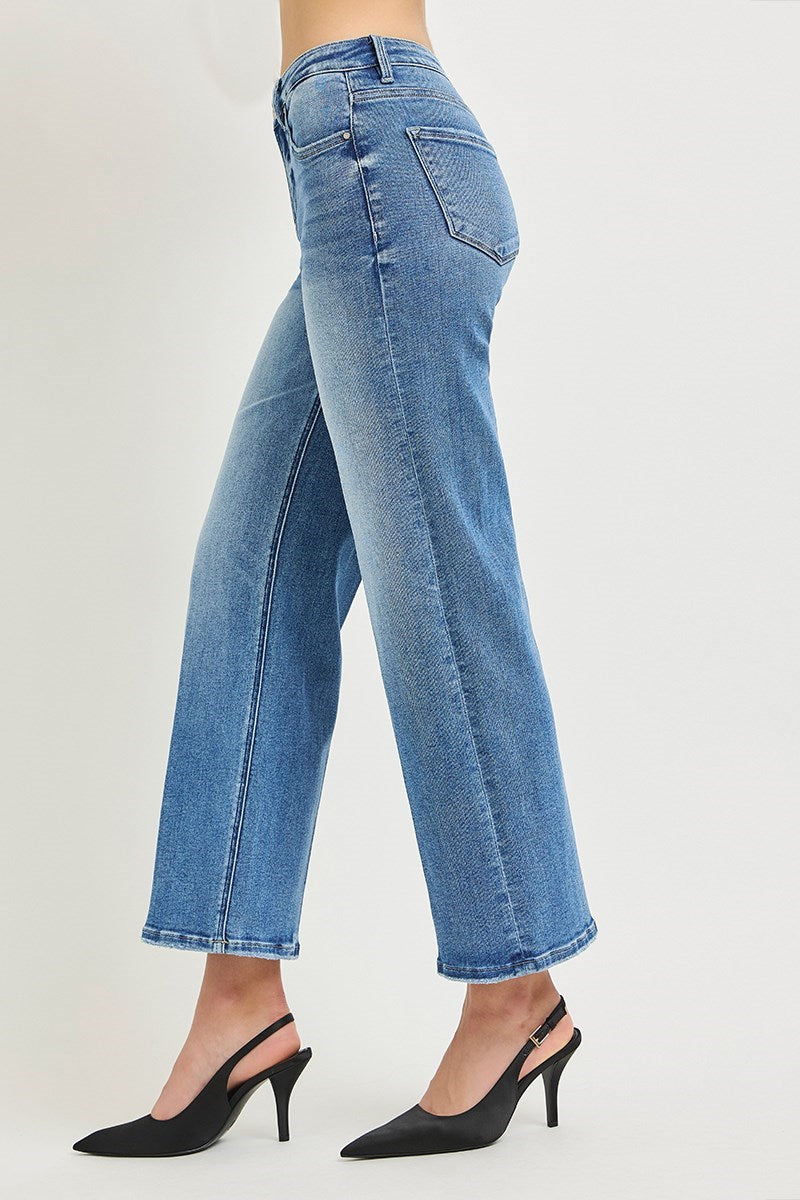 Chelsea Straight Ankle Jean