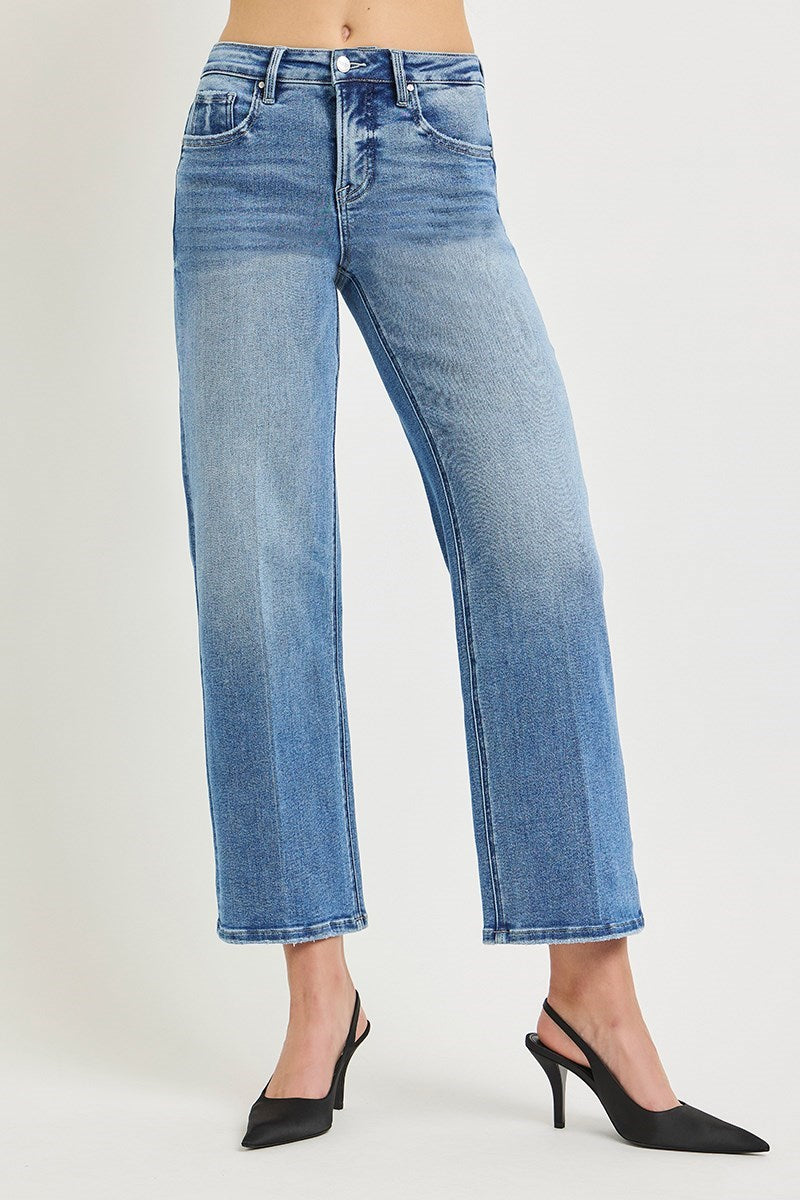 Chelsea Straight Ankle Jean