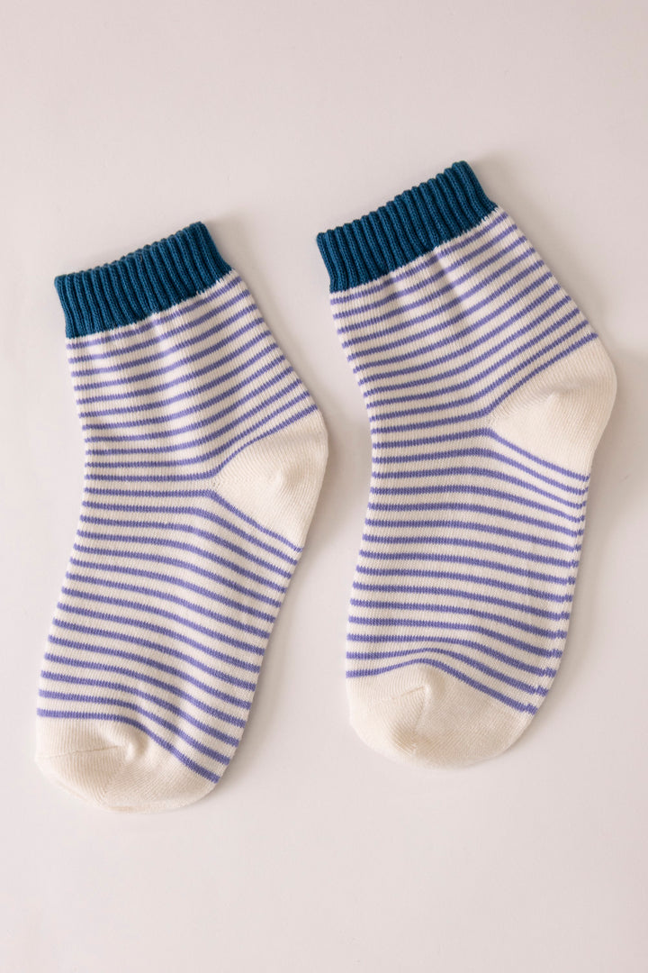 Happy Stripe Crew Socks