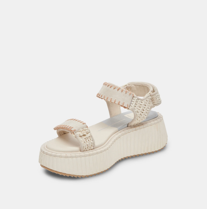 Ariel Sandal, Ivory