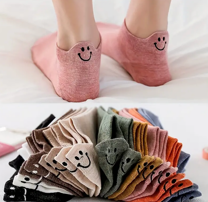 ◡̈  Smile Socks