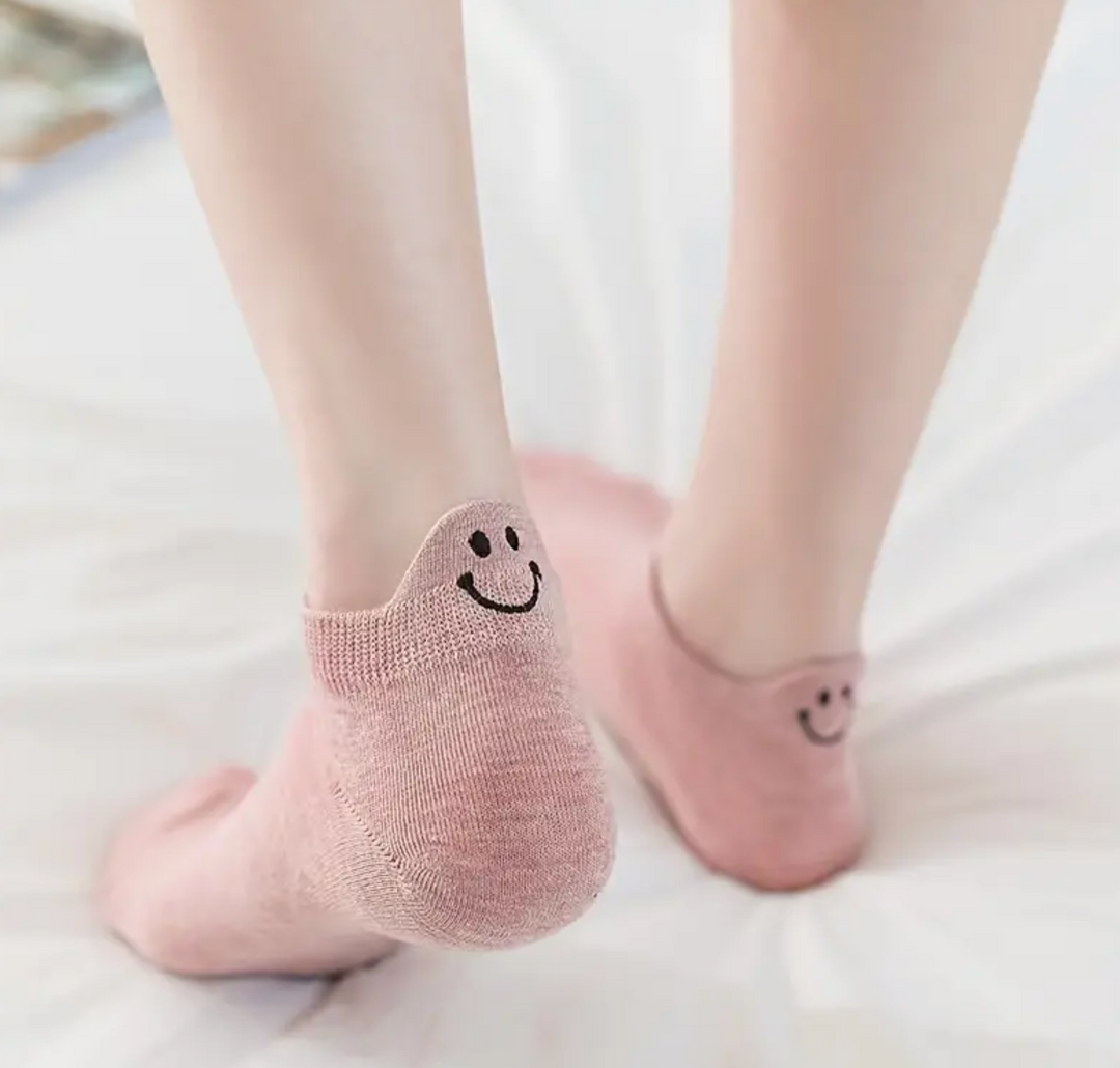 ◡̈  Smile Socks