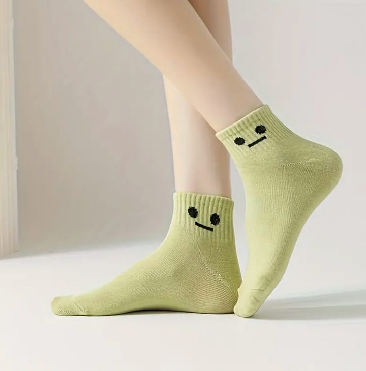 Crew Plain Smile Socks