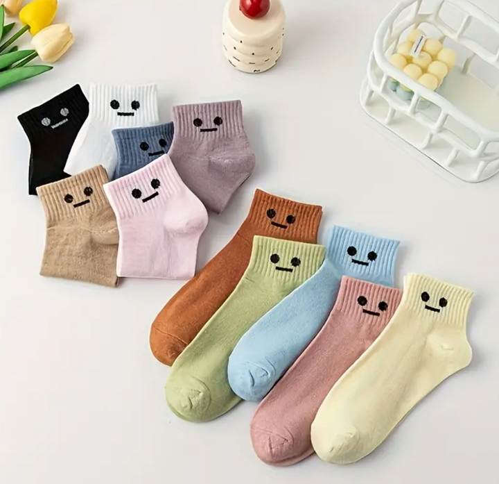 Crew Plain Smile Socks