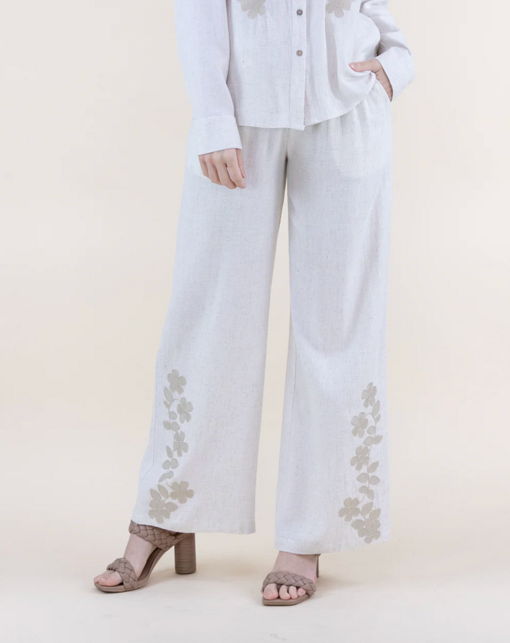 Wild Shoreline Floral Pant