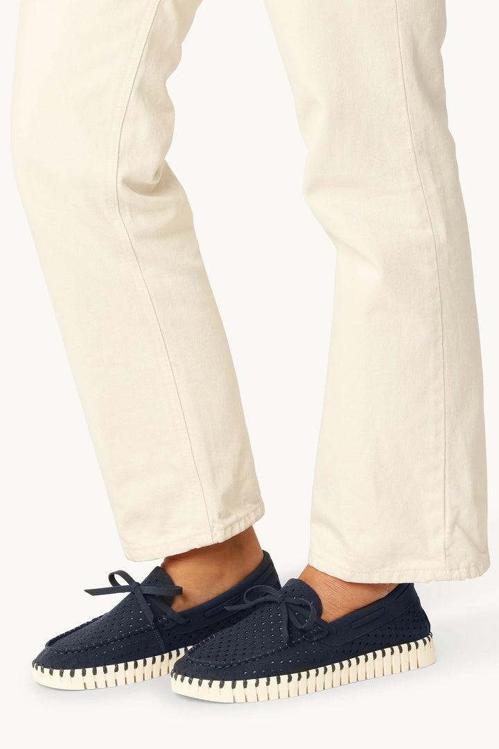 Tulip Sailor Shoe