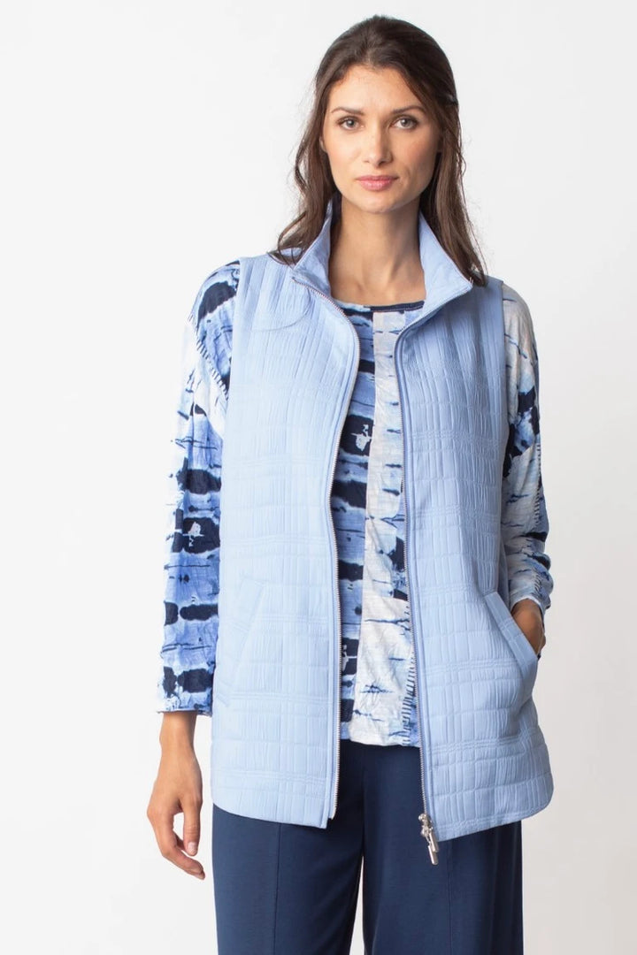 Arie Quilted Zip Vest, Hydrangea