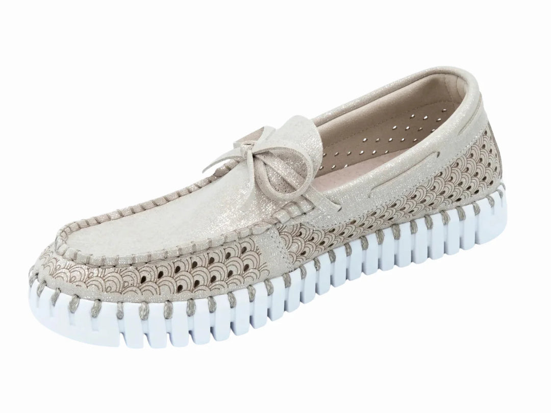 Metallic Tulip Sailor Shoe